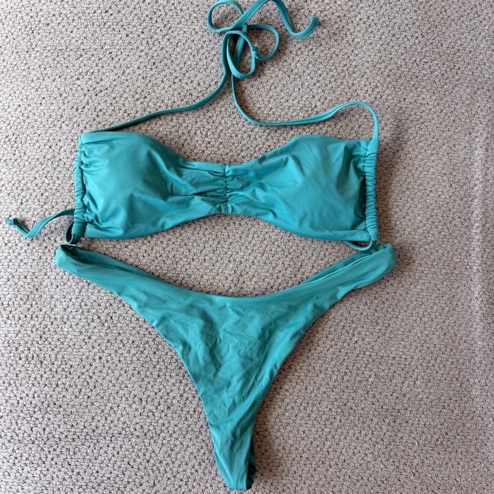 Dippin’ Daisy’s Bikini Set
